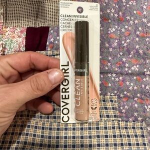 CoverGirl Clean Invisible Concealer 103 Light Ivory – New